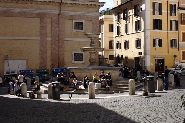 Piazza della Madonna dei Monti