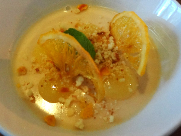 Appelsin-panna cotta Appelsin-panna cotta