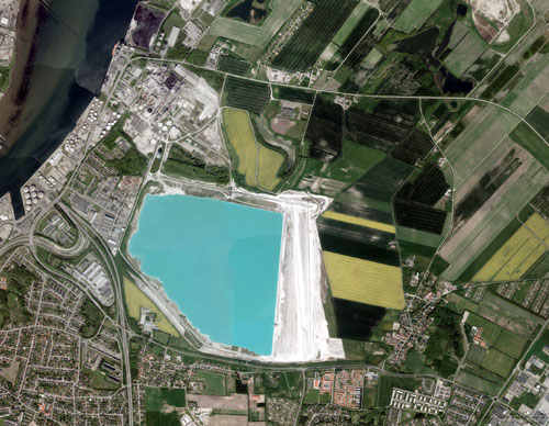 Fabrik og kridtgrav