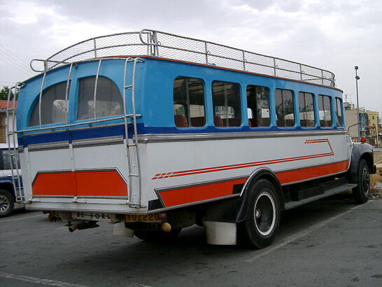 Gammel Bedford bus i Nicosia p&aring; Cypern
