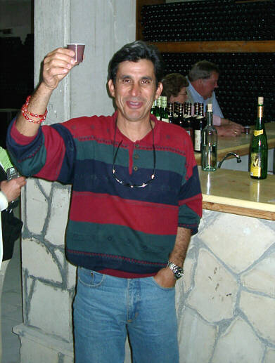 Guiden deltog i vinsmagningen