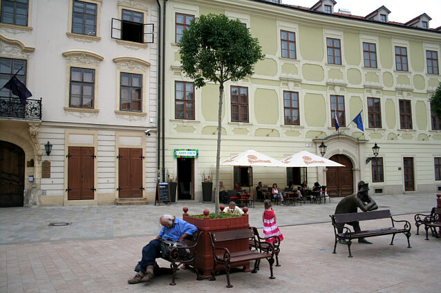 Torvet i Bratislavas gamle bydel