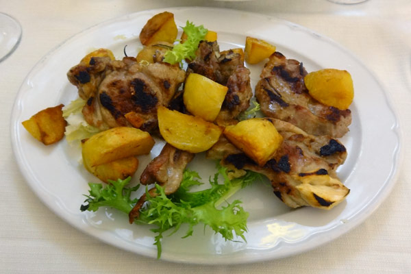 Grillet lam og ovnkartofler