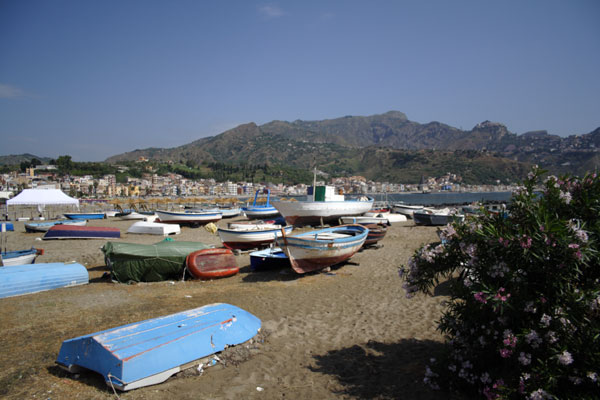 Havnen i Giardini Naxos