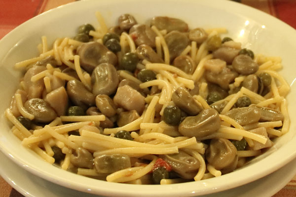 Pasta med favab�nner