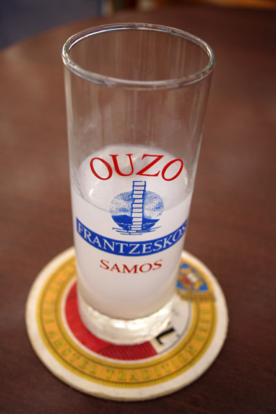 Ouzo p&aring; Kalymnos