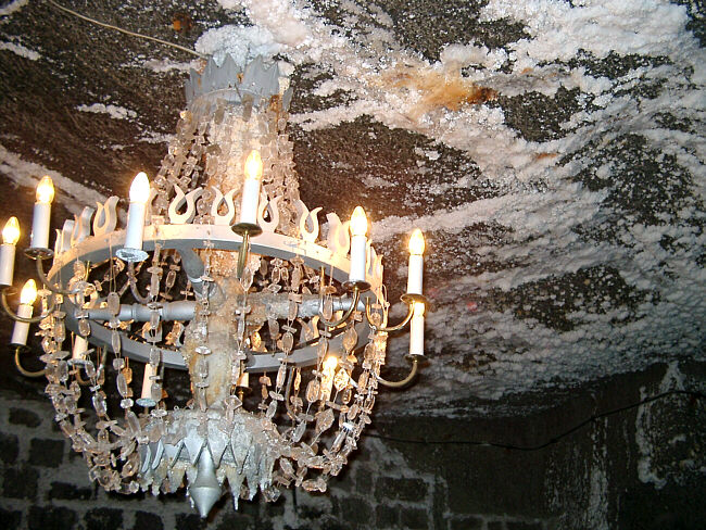 Lysekrone i Wieliczka saltminen, Polen 2005