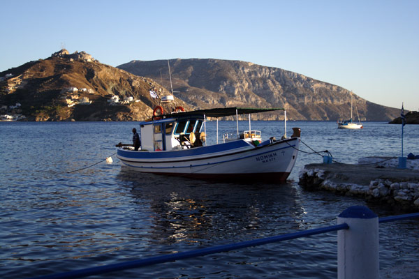 Gr&aelig;sk fiskerb&aring;d p&aring; Telendos