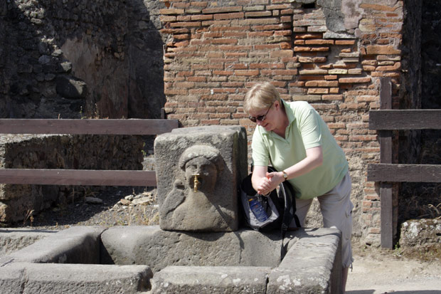 Font&aelig;ne i Pompeii
