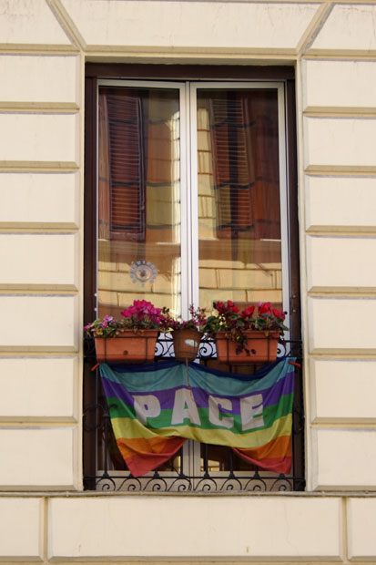 Vindue med pace-flag