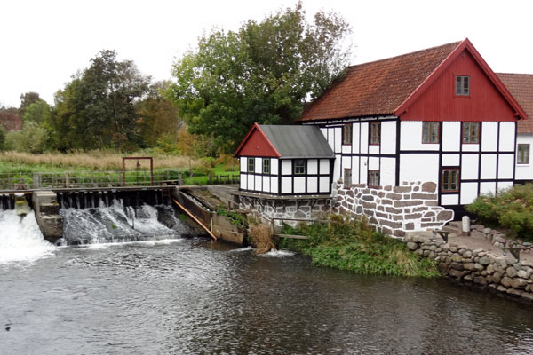 Vandm&oslash;llen ved S&aelig;by &Aring;