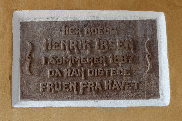 Mindeplade for Henrik Ibsens ophold i 1887