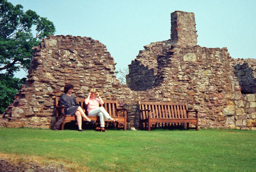 Ved Dirleton Castle i Skotland
