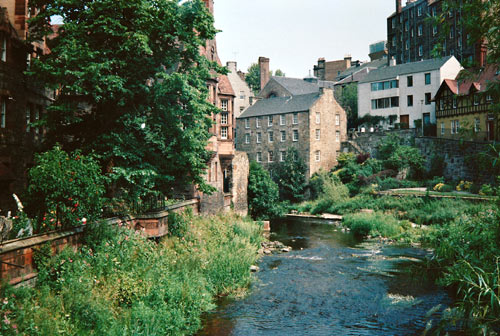 Dean Village ved floden Dean