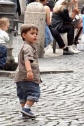 Dreng p&aring; Piazza Madonna dei Monti