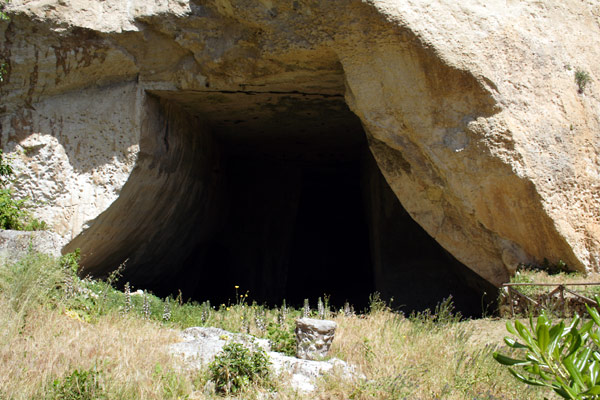 Grotte i Siracusas stenbrud