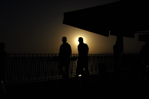 Modlys. Solnedgang i Siracusa p&aring; Sicilien
