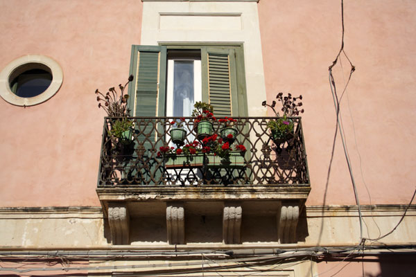 Typisk altan i Siracusas gamle by, Ortigia