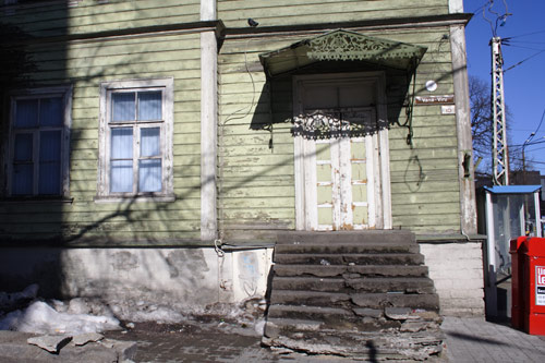 Faldef&aelig;rdigt tr&aelig;hus i Tallinn