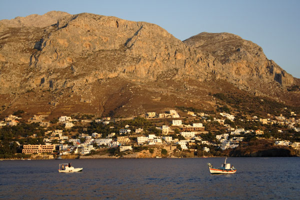Kalymnos' vilde klipper set fra Telendos