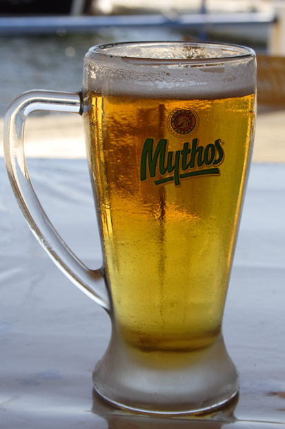 Et stort glas Mythos