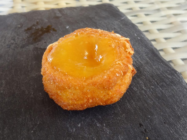 Tapas: gedeost med mangomarmelade