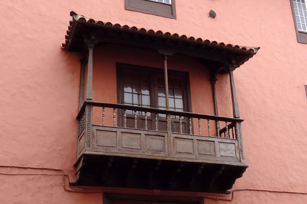 Altan i kanarisk stil p� Tenerife